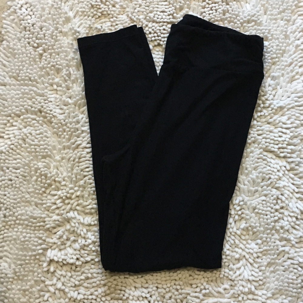 SOLD Black TC leggings SOLD